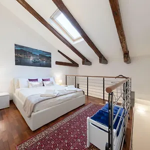 ca-del-pozzo-loft-apartment.hotelslidodijesolo.com/